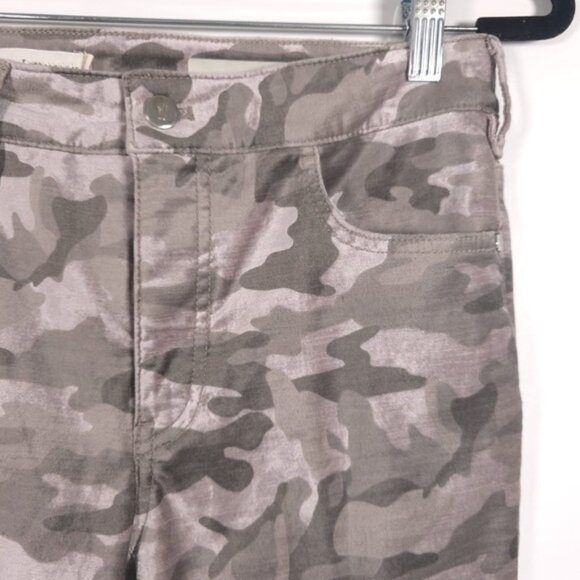 Anthropologie Pilcro and the Letterpress High-Rise Skinny Velvet Camo Pants 27 - Picture 10 of 14